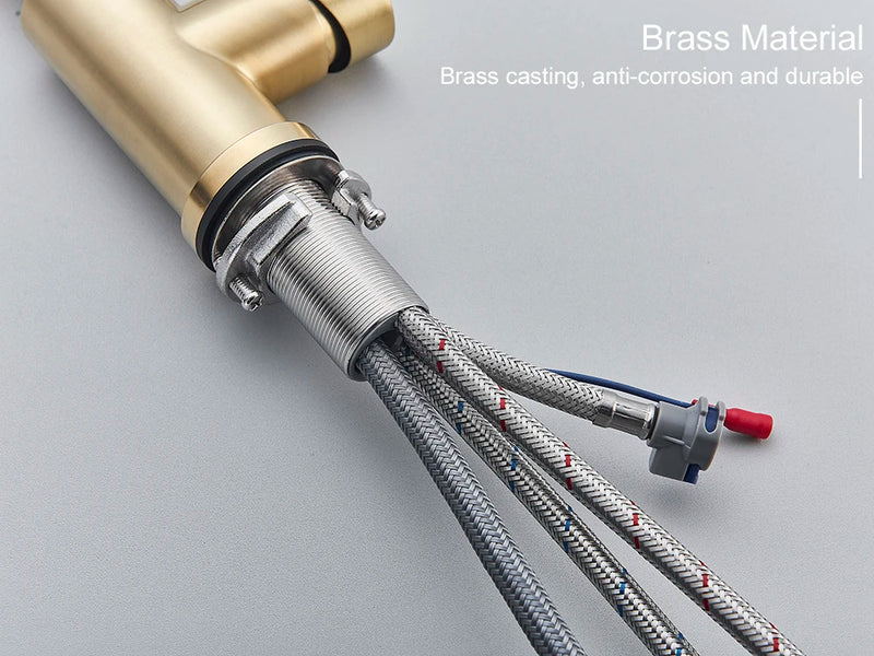 Grifo de cocina con doble función y salida retráctilGrifosHardware > Plumbing > Plumbing Fixtures > Faucets > Kitchen Sink Faucets