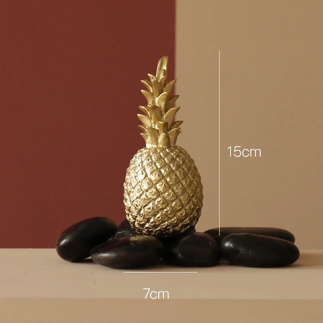 Figurines d'ananas en résine