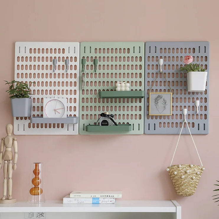 Configurable organizer wall estate