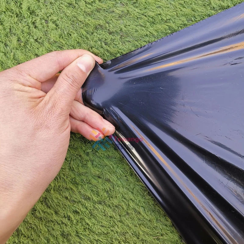 Film de cultivo biodegradable perforado para control de malezasAccesorios de jardinería