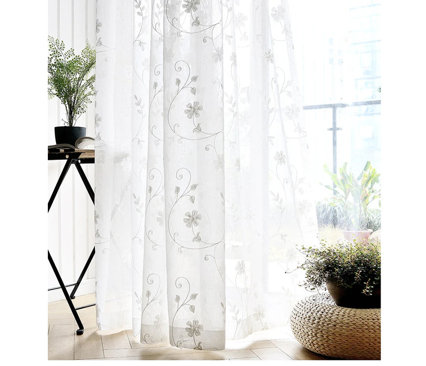 Cortinas de gasa con bordado de flores