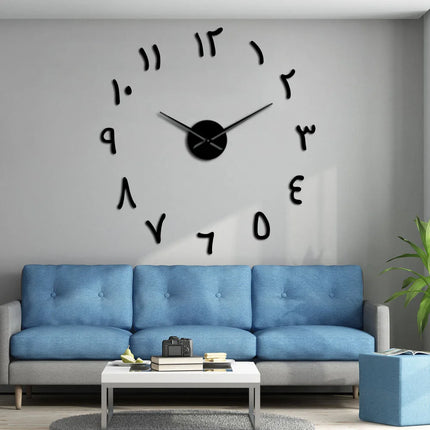 Reloj de pared grande en números árabes