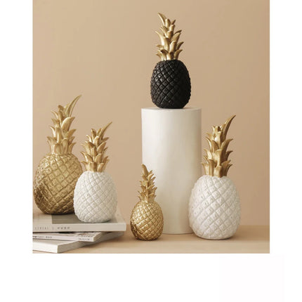 Figurines d'ananas en résine