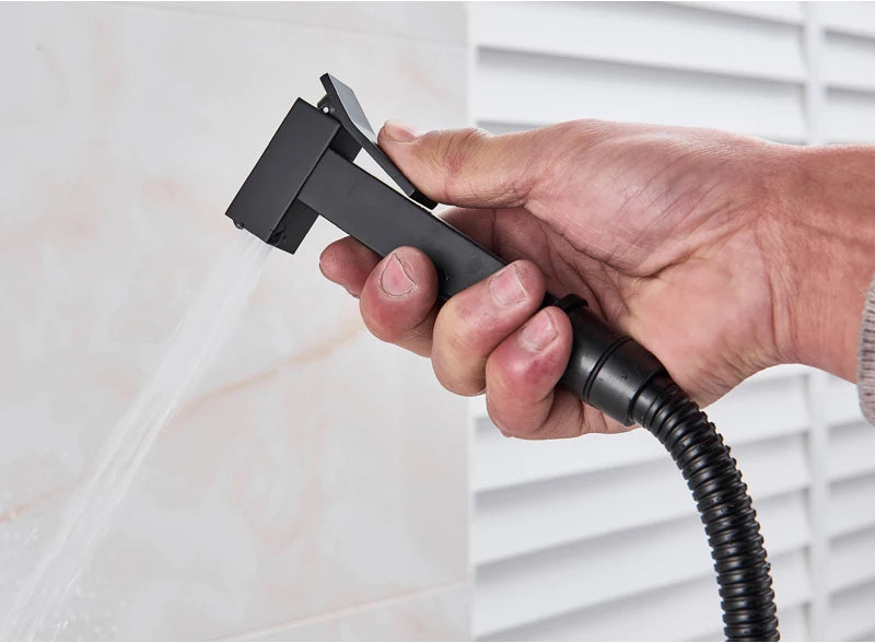 Grifo de bidé para agua caliente y fríaGrifosHardware > Plumbing > Plumbing Fixture Hardware & Parts > Toilet & Bidet Accessories > Bidet Faucets & Sprayers > Bidet Faucets