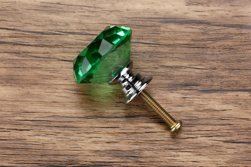 Pomo de cristal con forma de diamante para muebles