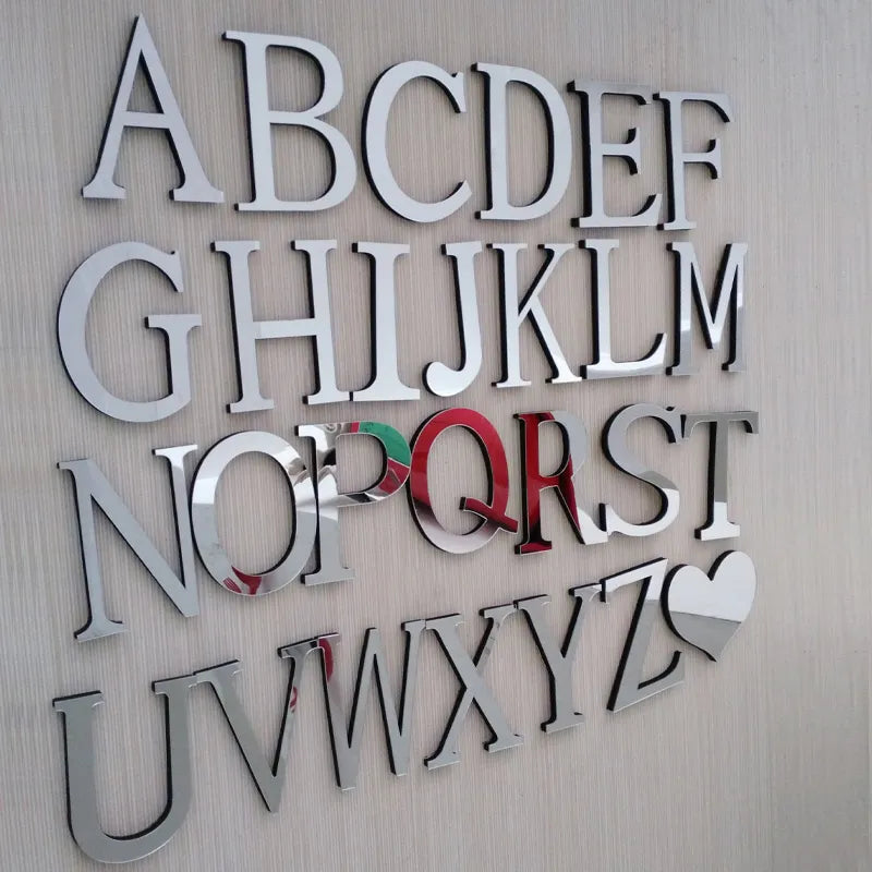 Espejo acrílico con forma de letras 3D para pared