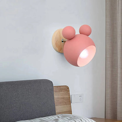 Lámpara de pared con diseño de ratón