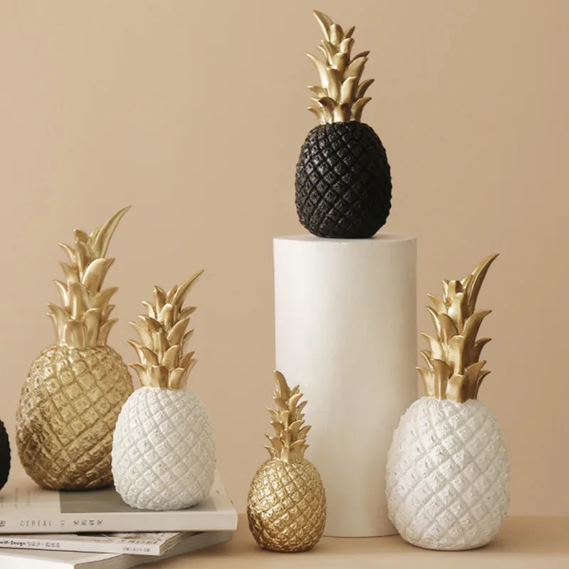 Figuritas de piña de resina