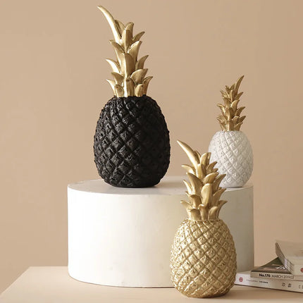 Figurines d'ananas en résine