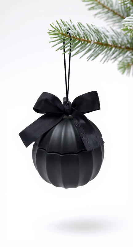 Bola de navidad cerámica negra mate | diseño acanalado