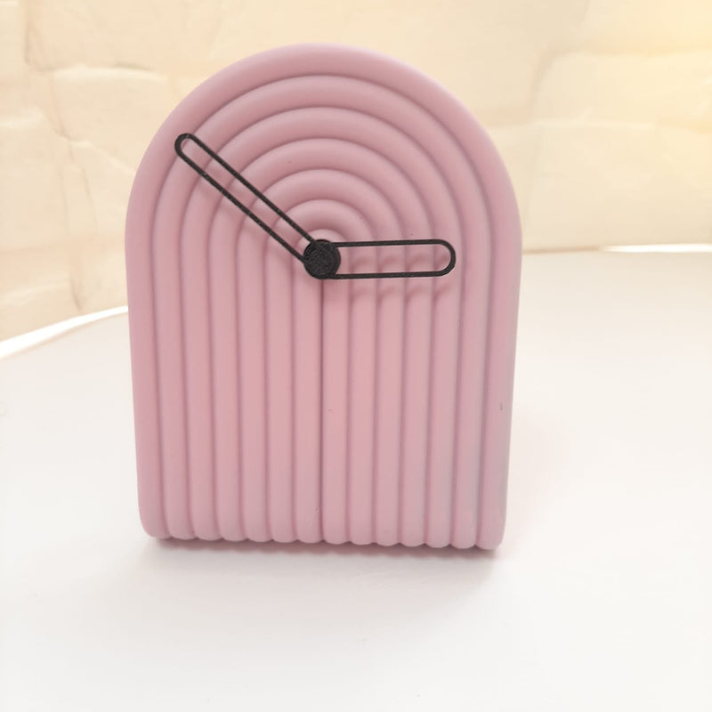 Reloj de Escritorio Estilo Bauhaus | Reloj de Arco Texturizado | Decoración Moderna y GeométricaRelojHome & Garden > Decor > Clocks