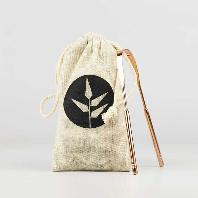 Raspador lingual para higiene bucal diaria en casa