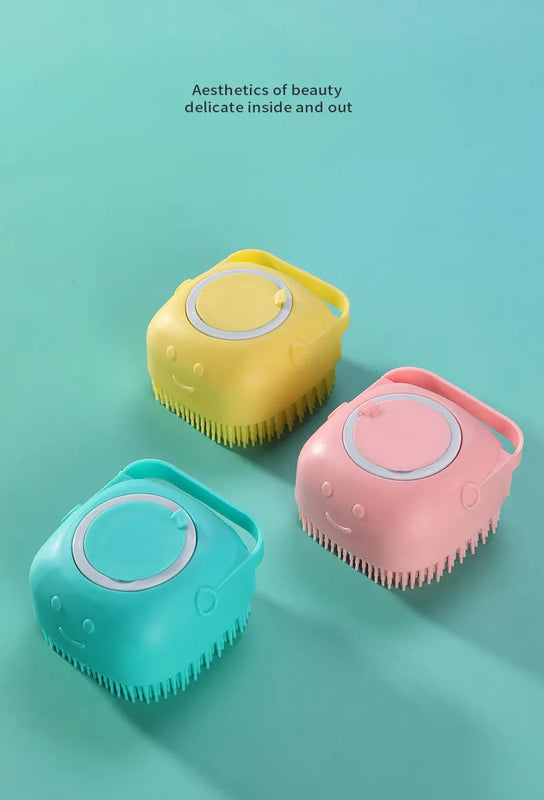Cepillo de baño para mascotas con depósito de jabónHigieneAnimals & Pet Supplies > Pet Supplies > Pet Grooming Supplies > Pet Combs & Brushes > Brushes