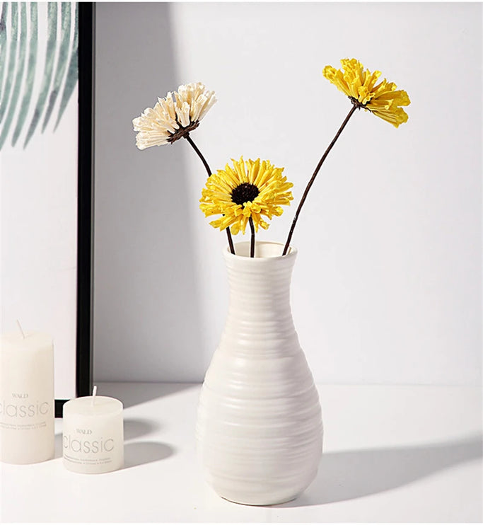 Florero de mesa moderno de plástico blanco, rosa o azul en diferentes tamaños