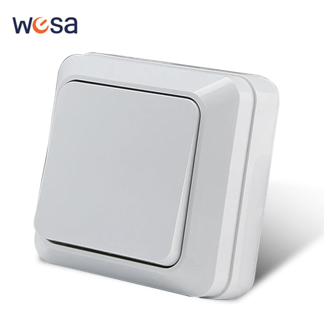 Enchufe de superficie blanco con toma de tierra | Estándar UE 64×64 mm | Plástico Ignífugo + LatónEnchufesHardware > Power & Electrical Supplies > Power Outlets & Sockets > Wall Outlets