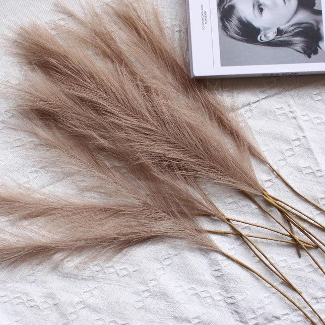 Artificial Fluffy Pampas Flowers with Brown Stem