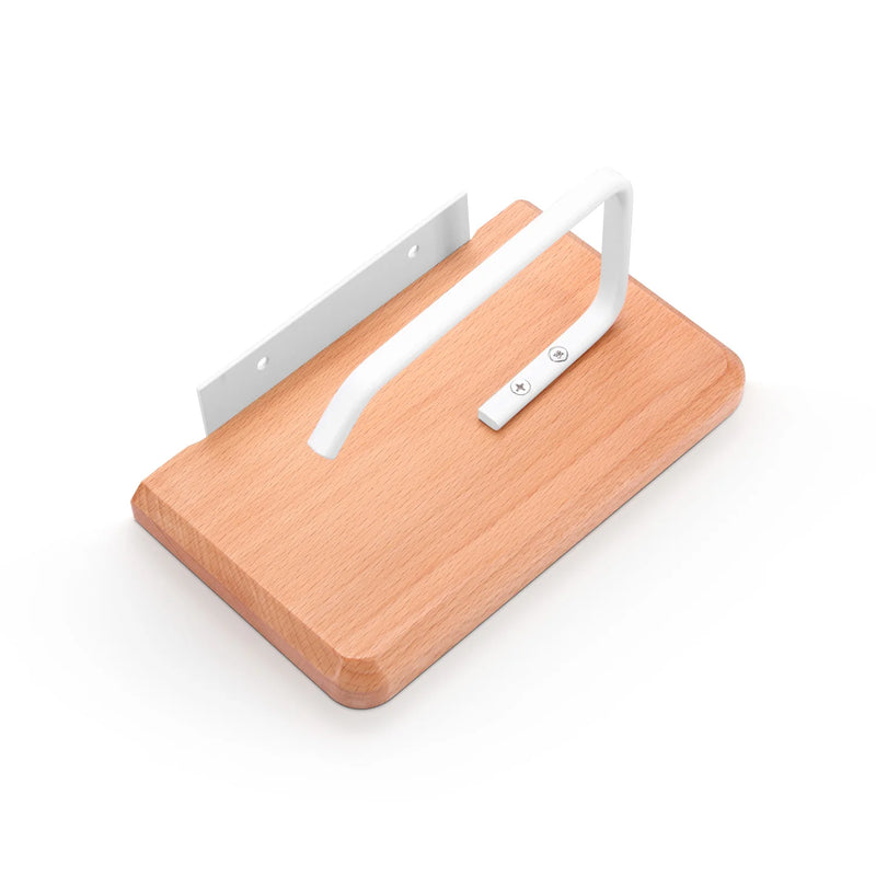 Soporte de papel higiénico montado en la pared de madera con estanteSoportes para papel