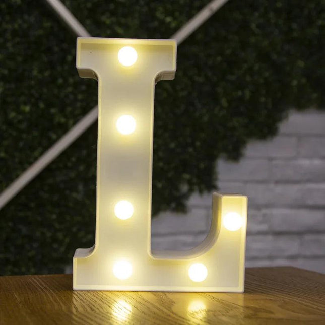 Lumières LED décoratives en forme de lettres blanches