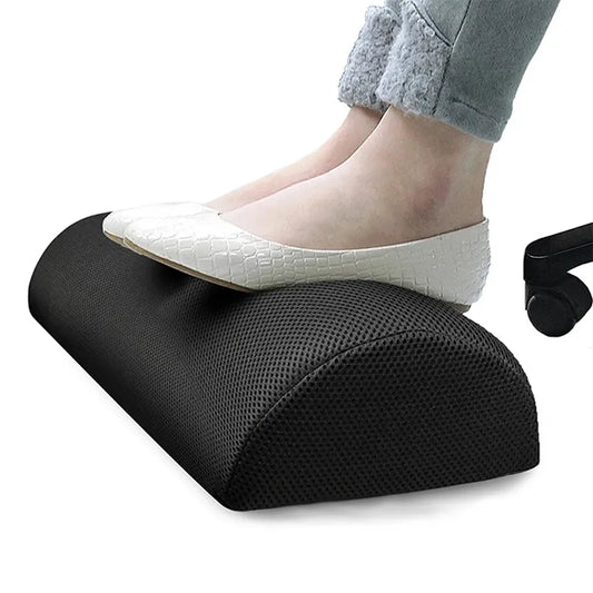 Semi-circular foot rest pad