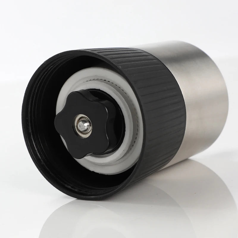 Molinillo de café manual portátil de acero inoxidable con núcleo cerámico ajustableMolinillosHome & Garden > Kitchen & Dining > Kitchen Appliance Accessories > Coffee Maker & Espresso Machine Accessories > Coffee Grinders