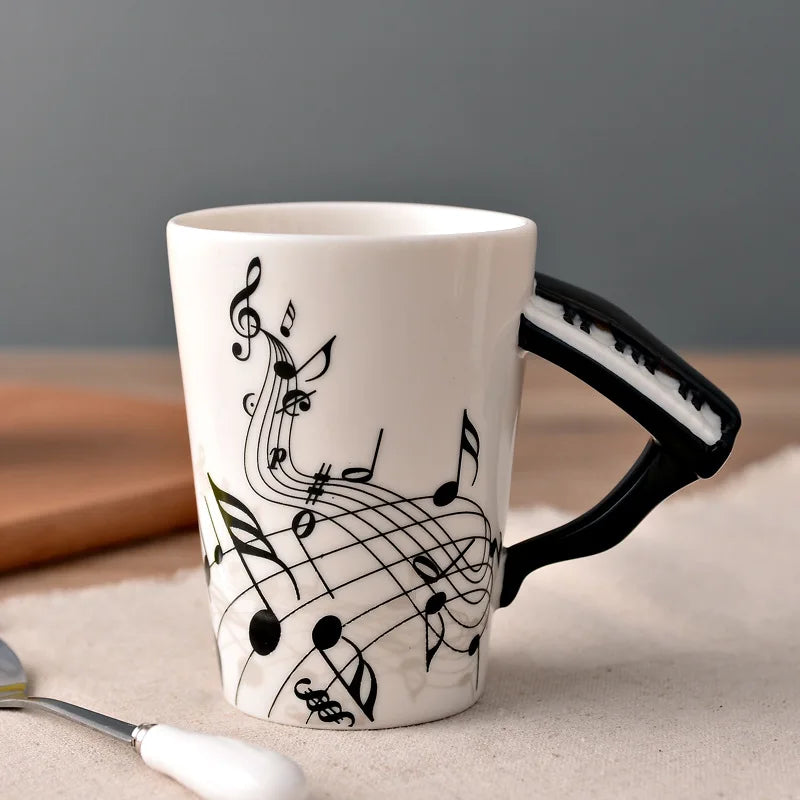 Taza de Cerámica 250ml con Notas Musicales y Asa en Forma de InstrumentoTazasHome & Garden > Kitchen & Dining > Tableware > Drinkware > Coffee & Tea Cups