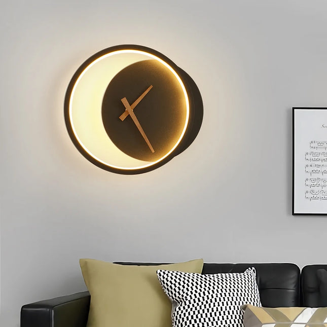 Applique murale LED avec horloge en relief minimaliste pour l'éclairage domestique