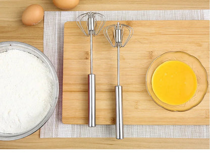 Semi-automatic rotating egg beater