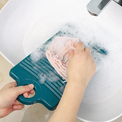 Hand washing table