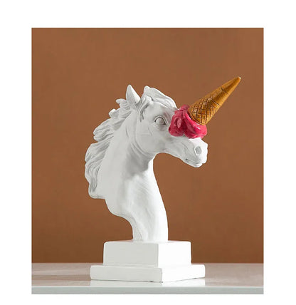 Estatua de cabeza de caballo con helado rojo, artesanía de resina para decoración moderna