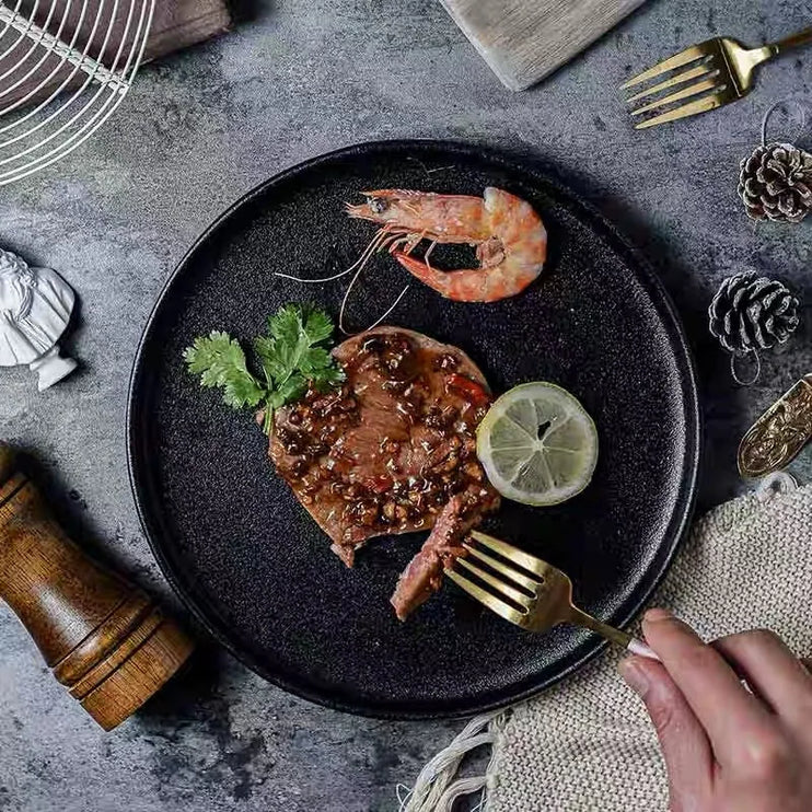 Plato de cena de cerámica negra de estilo japonés