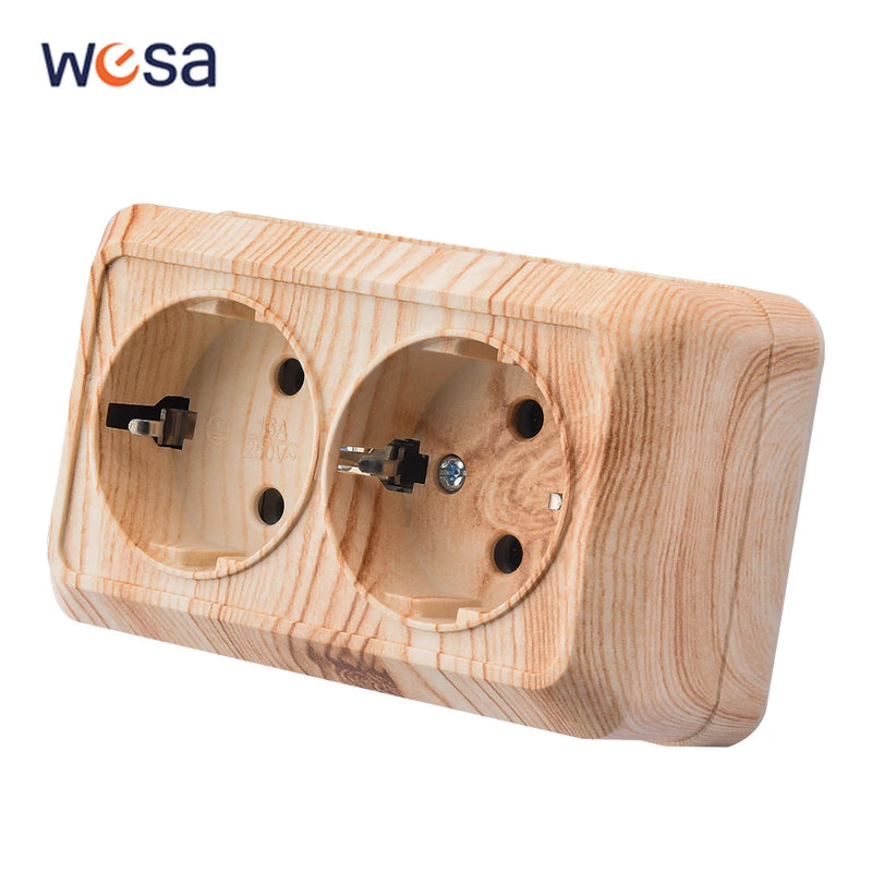 Enchufe de superficie con toma de tierra efecto madera (estándar UE)EnchufesHardware > Power & Electrical Supplies > Power Outlets & Sockets > Wall Outlets