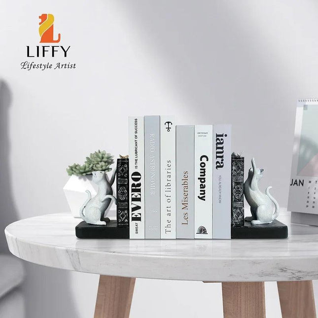 Decorative resin bookend