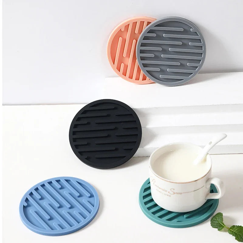 Set de 4 posavasos redondos de silicona antideslizantes de 10 cmPosavasosHome & Garden > Kitchen & Dining > Barware > Coasters