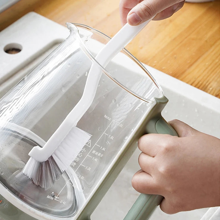 Small long-handled brush for narrow bowl