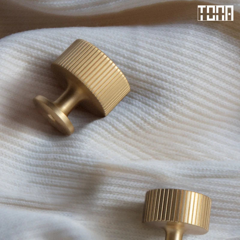 Pomos y tiradores de latón vintagePomos y Tiradores