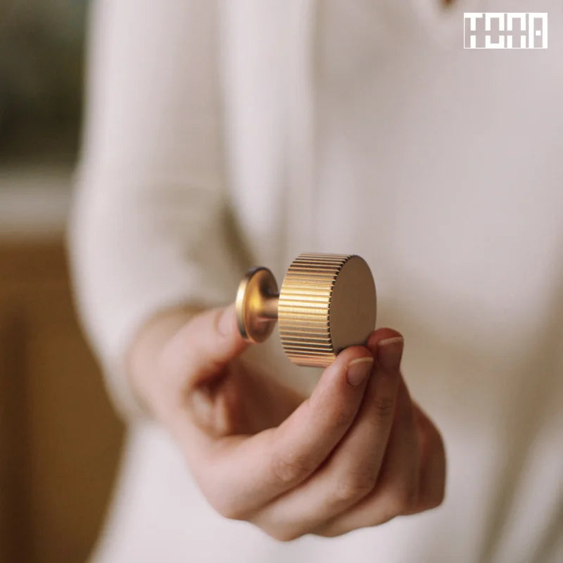 Pomos y tiradores de latón vintagePomos y Tiradores