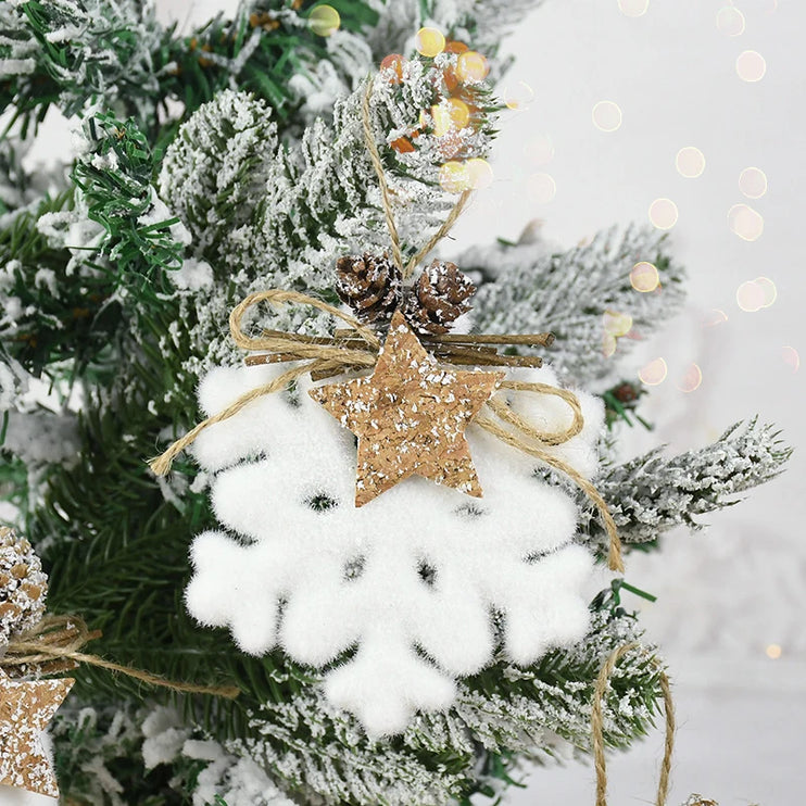 White Christmas balls with shapes 1/2 pcs