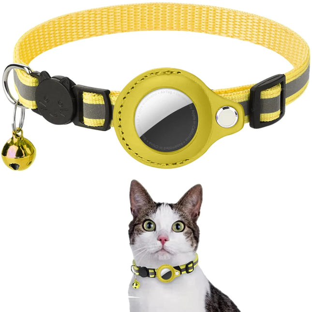 Collar with GPS holder and removable reflective strips for cats