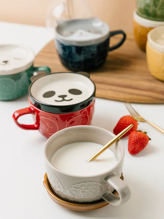 Taza de café de cerámica con dibujos de animales