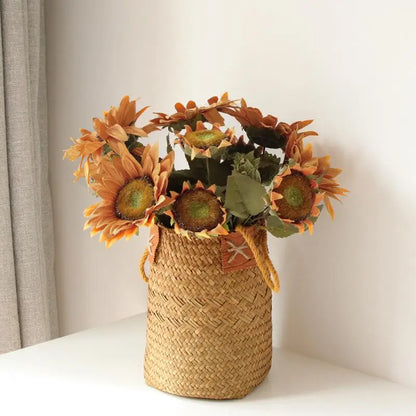 Decorative baskets for plants and ornaments