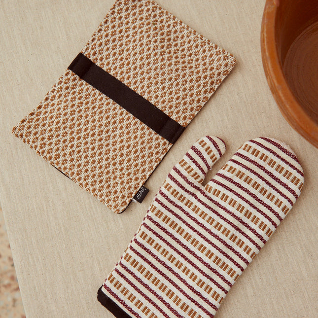 Set de horno cadena granateManopla hornoArts & Entertainment > Hobbies & Creative Arts > Arts & Crafts > Art & Crafting Tools > Thimbles & Sewing Palms > Sewing Palms