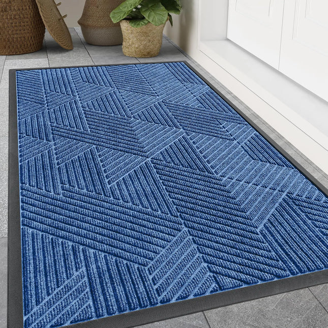 Low profile rubber doormat for entryway