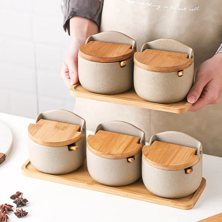 Ceramic jar with spoon for condiments