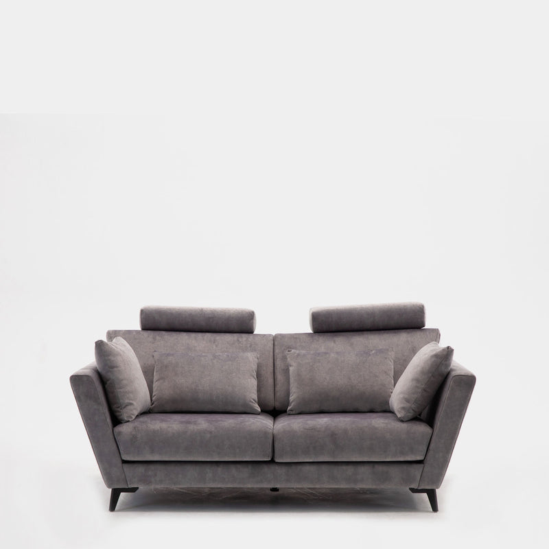 Sofá moderno con cojines de cabecera para la sala con estilo