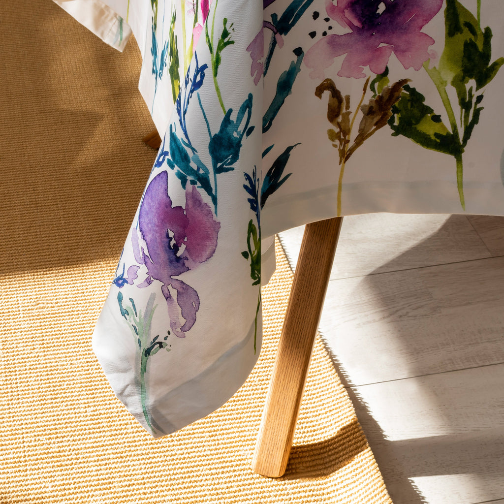 Midnight iris Mantel