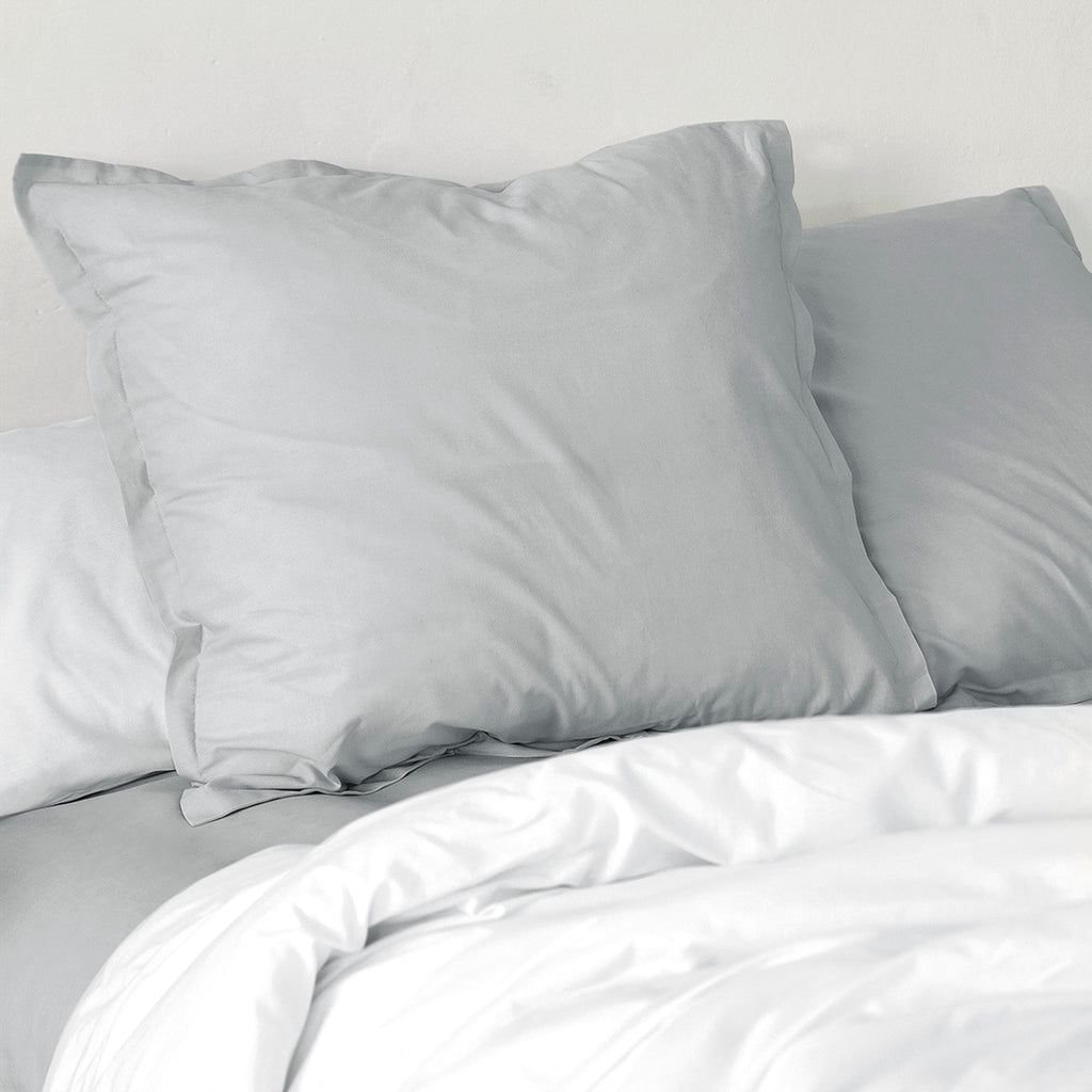 Basic Funda de almohada Gris claro
