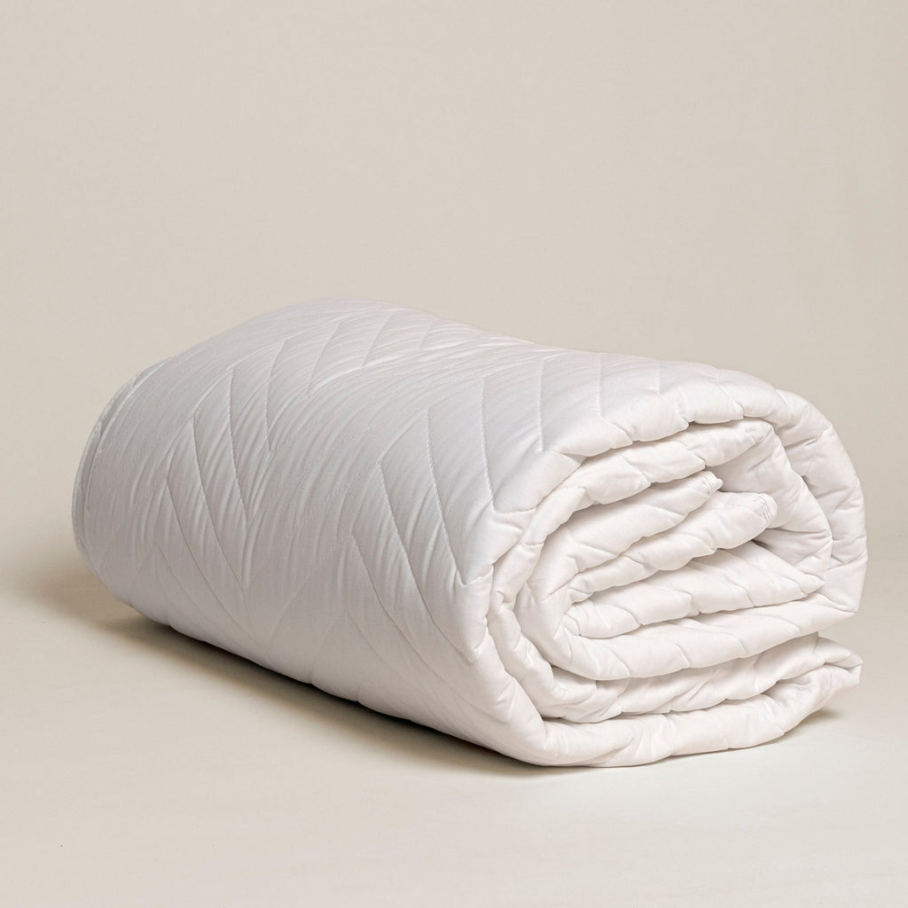 Arista White Quilt