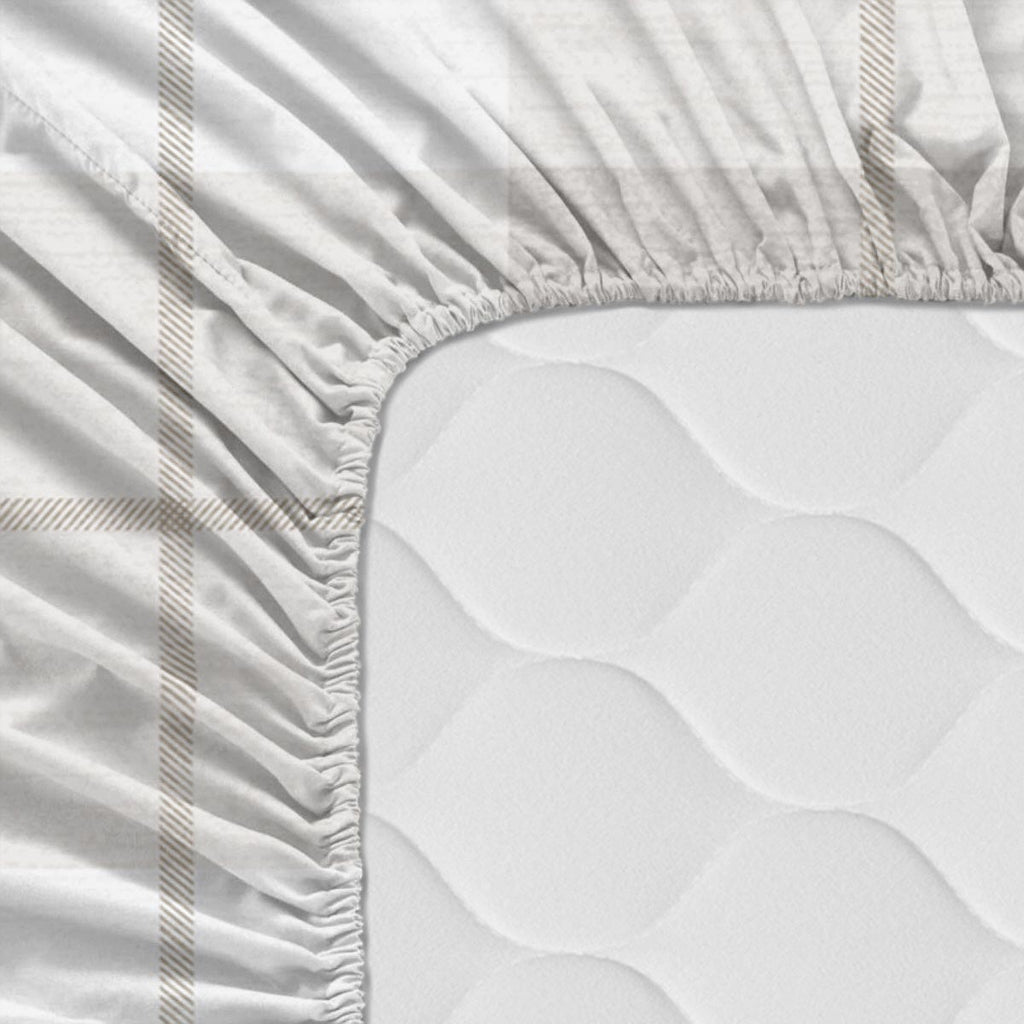 Mystical winter Fitted sheet