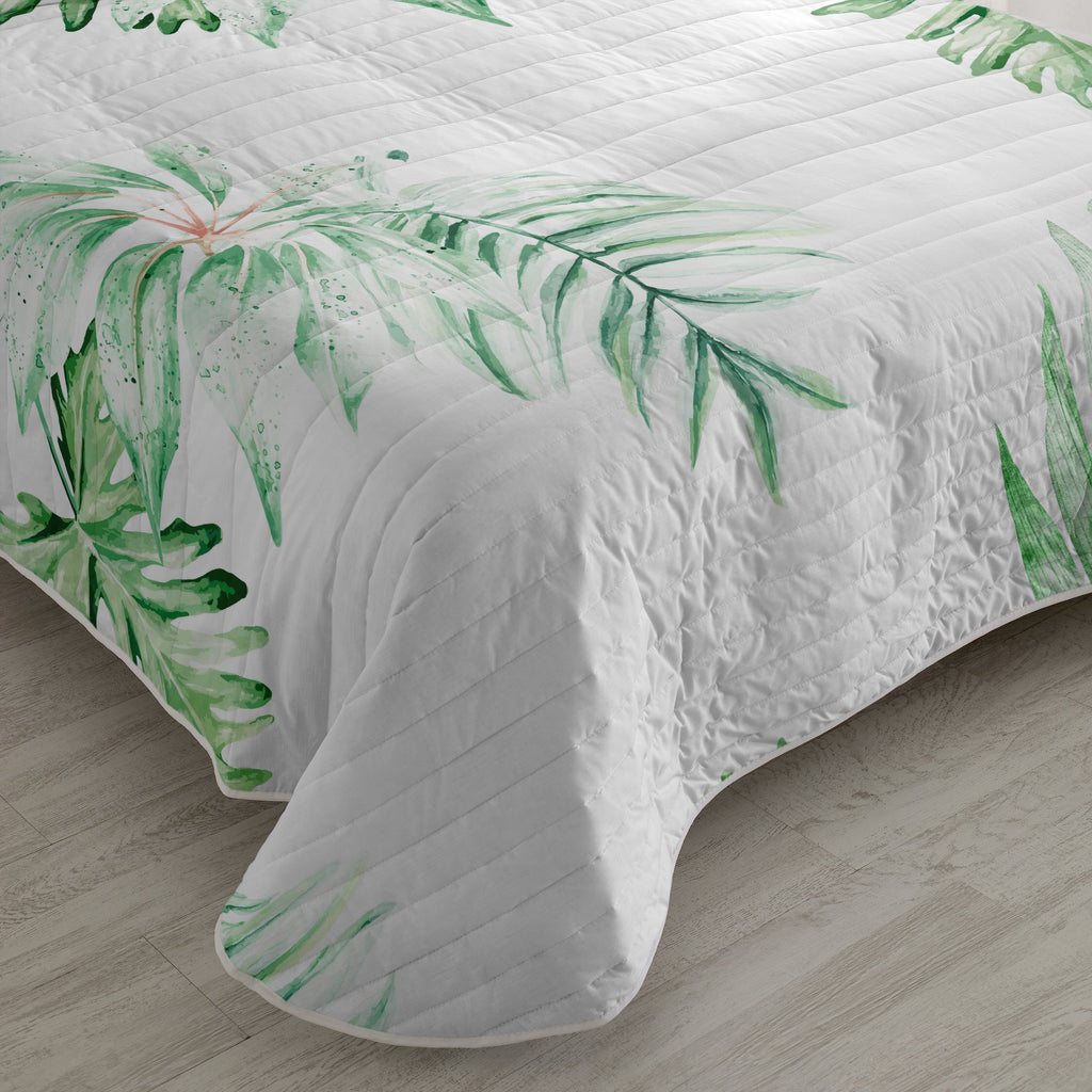 Delicate Bedspread
