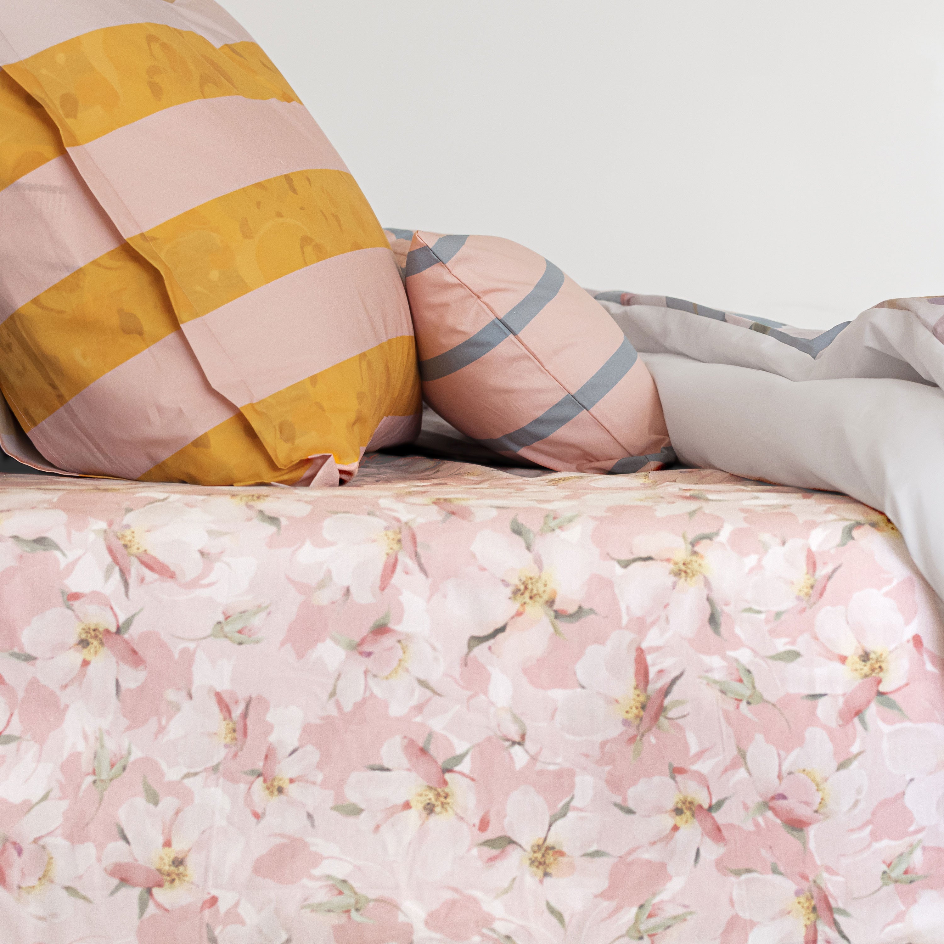 Lençol de baixo com estampado floral da primavera
